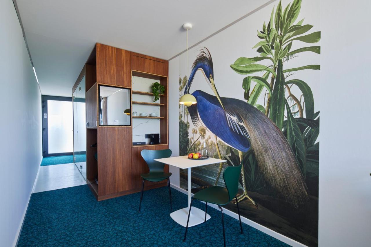 Tin Inn - Erkelenz - Das Hotel Aus Hochwertig Ausgebauten Ueberseecontainern ภายนอก รูปภาพ